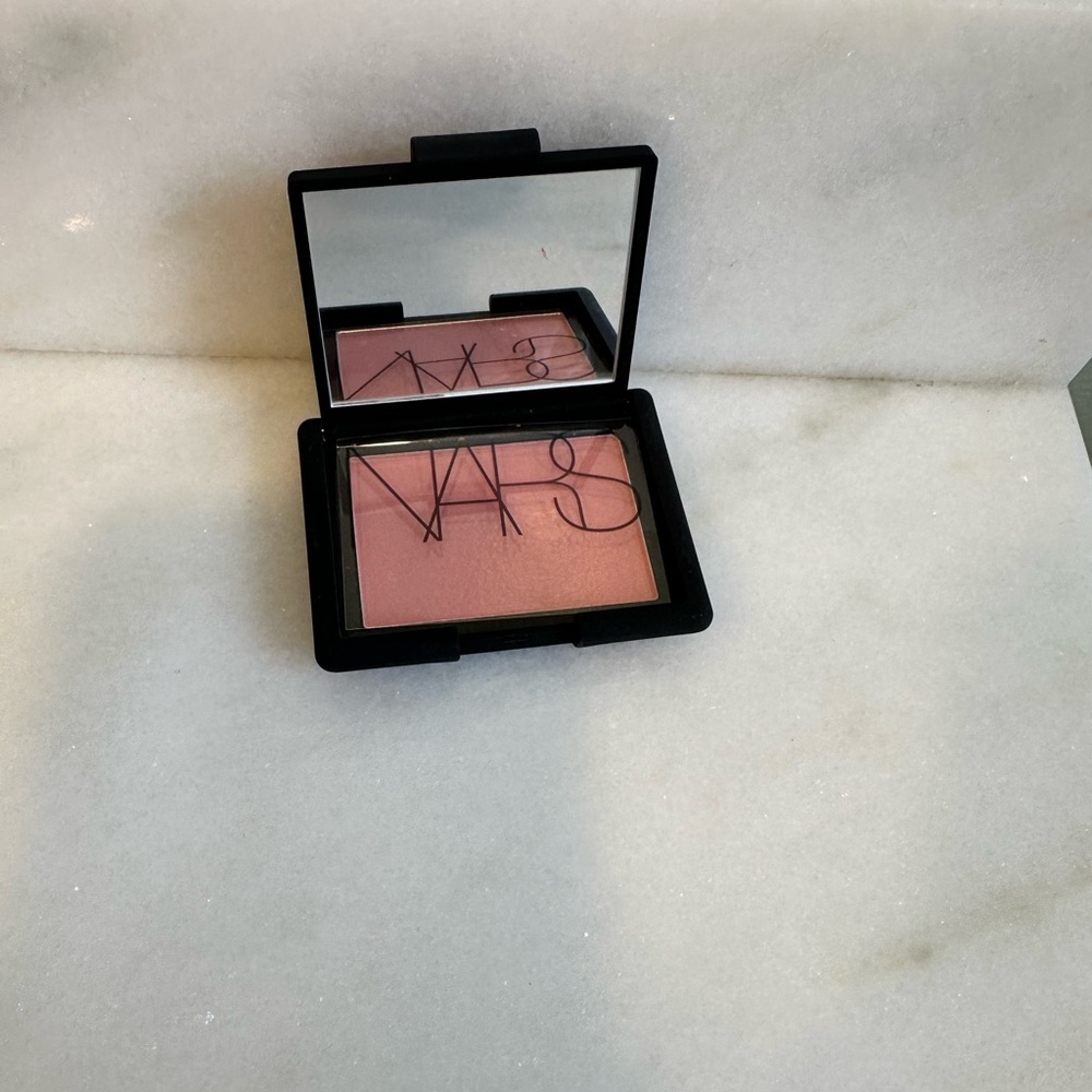 NARS Blush- Deep Throat - Picture 4 of 5